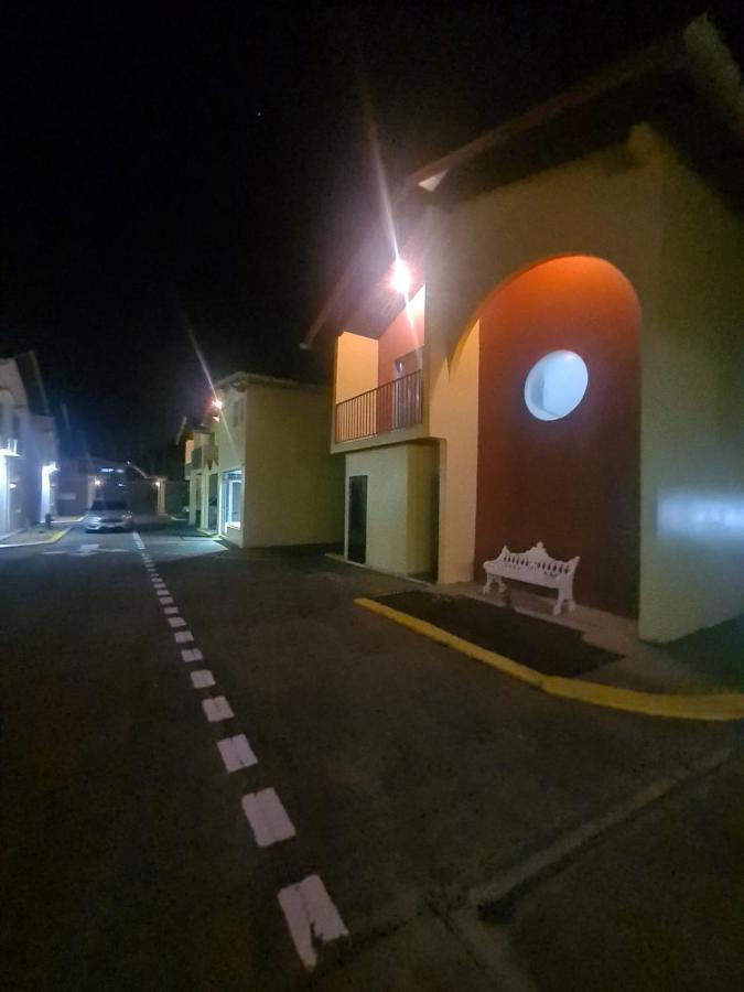 Villas Del Mar Ла-Сейба Экстерьер фото